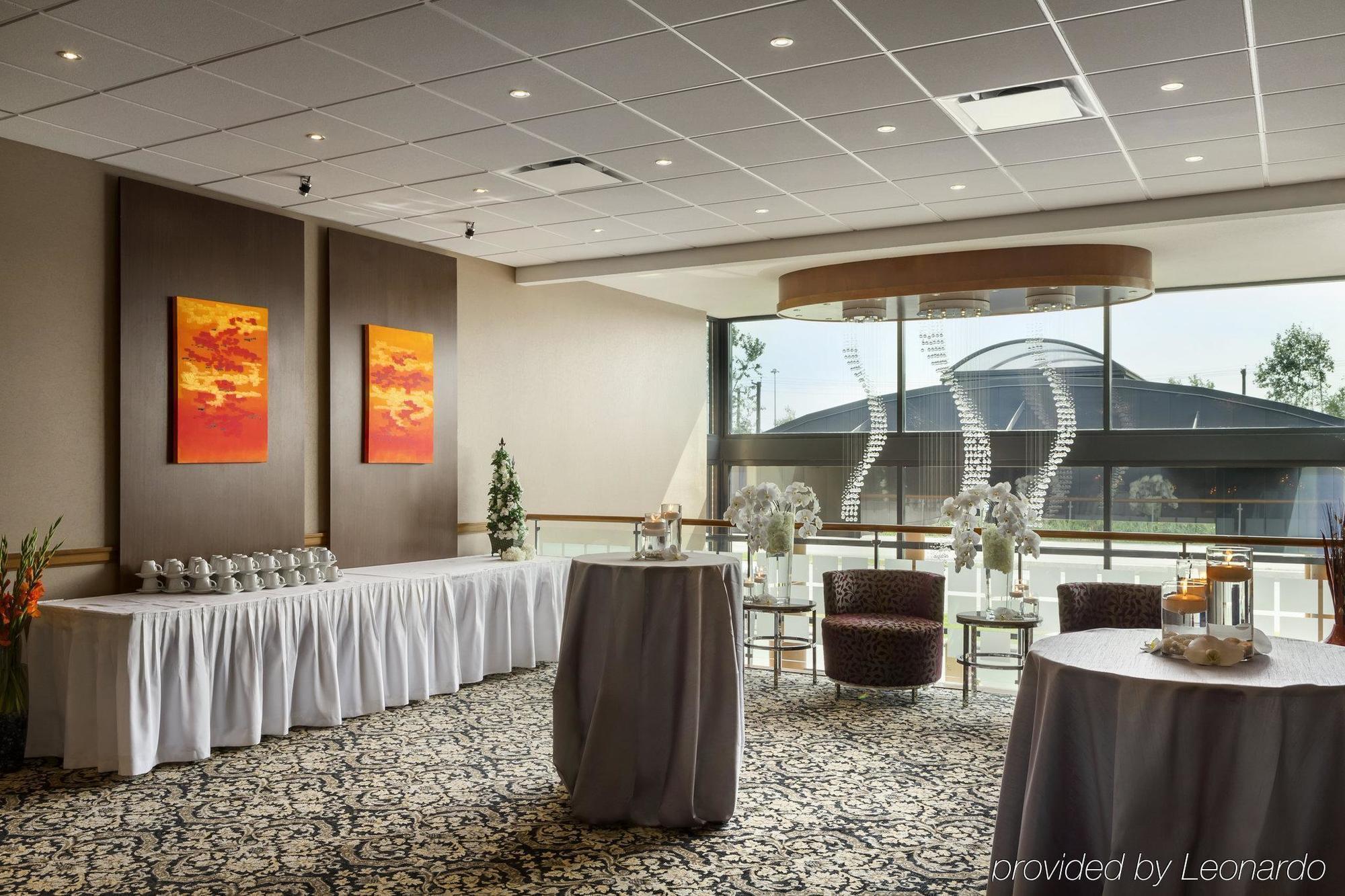 Poco Inn And Suites Hotel And Conference Center Port Coquitlam Extérieur photo