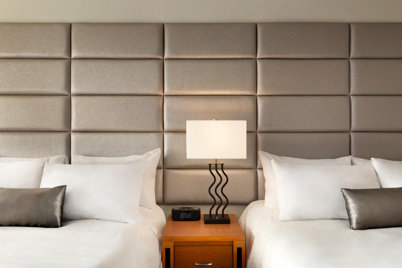 Poco Inn And Suites Hotel And Conference Center Port Coquitlam Extérieur photo