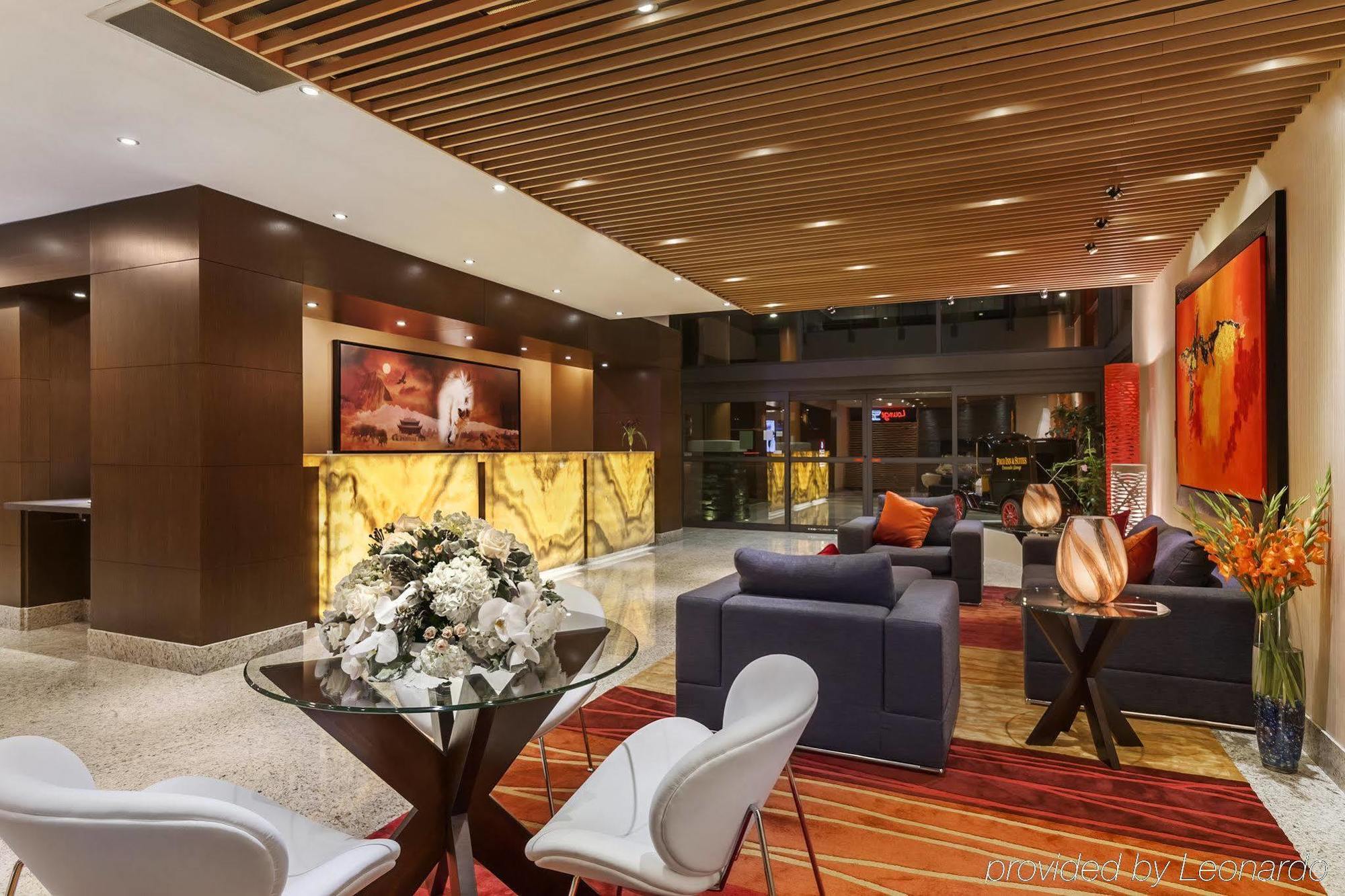 Poco Inn And Suites Hotel And Conference Center Port Coquitlam Extérieur photo